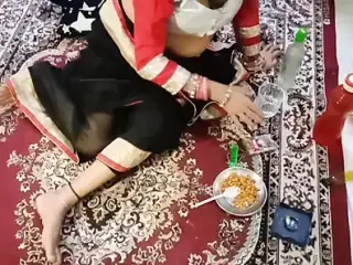 Deshi bhabhi drink alcohol and enjoy sex and fore play her sexual orientation.