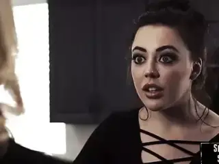 Curvy babe sucking cock before doggystyle sex