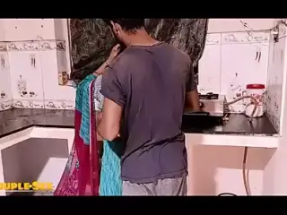 Indian Village Bhabhi Ki Rasoi Mai Mast Chudai Gaand Mari