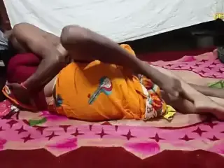 Desi Bhabhi Hard Core Doggystyle Fucking in Saree.DESITUMPA