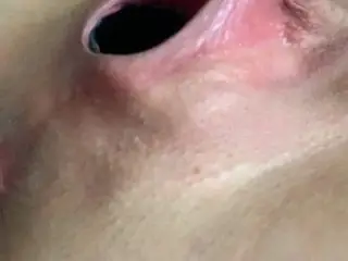 Stretch my pussy and lips