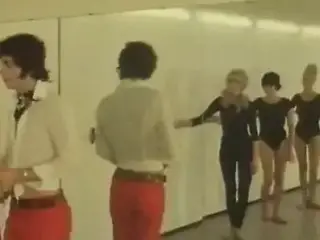 Drei Haeschen in der Grube (Tabu Film)