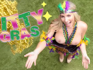 Milf Bombshell Bunny Madison Celebrates Mardi Gras With Hardcore Doggystyle With Her Young BF - Mylf