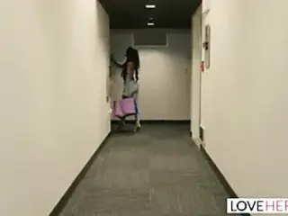 love hee feet