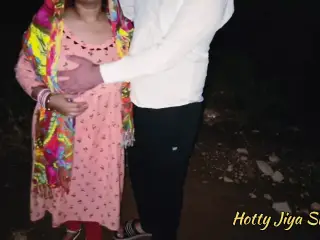 Viral Kulhad Pizza Couple Leaked Sextape. Fucking Neighbor’s Wife Outdoors