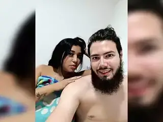 Amateur video with pregnant brunette