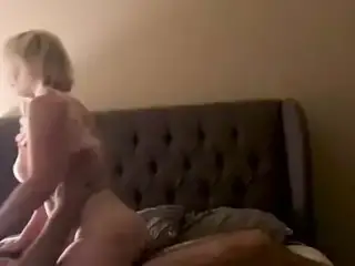 Blonde cheating MILF gets a creampie