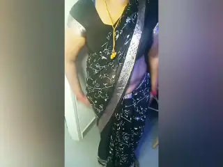 Amma's Black Saree Hip and Navel Seduction