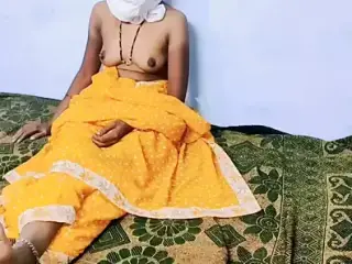 Desi Indian village couple have sex at midnight in yellow sari