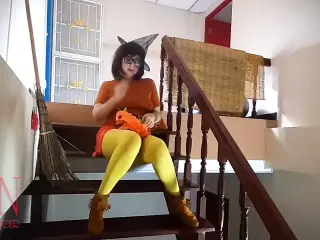 HALLOWEEN 2021 – Velma Dinkley in Yellow pantyhose – SCOOBY DOO