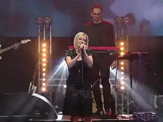 UNIQUE (with BUSTY Gabi Volgyesi) Warehouse Concert