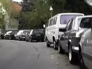 Nach der Arbeit braucht Sie einen Orgasmus