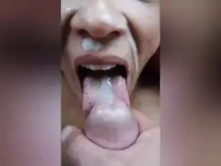 Cock sucking and deepthroat under the duvet ass in the air