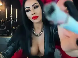 MistressKennya40