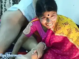 Desi Indian Porn Video - Real Desi Sex Videos Of Nokar Malkin And Stepmom Having Group Sex