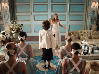 Elizabeth Hurley, Emily Barber - The Royals S04 E06 (2018)