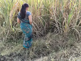 Komal was weeping in the field of people without recognition, then brought it to the house and fucked