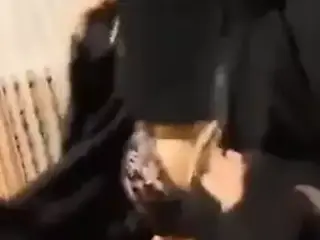 Fuck 2, niqab