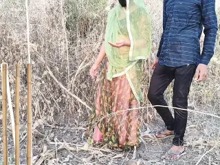 Gav ki Kamwali Bai ki jungle me Gand chudai Pesa dekar desi outdoor Anal Full Hindi