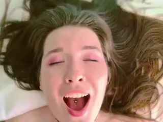 RED-HAIRED LUXURIOUS GIRL FUCKS HARD AND GIVES A DEEP BLOWJOB - CUM IN MOUTH. NEW BEST PORN MODEL. TRAVELING AROUND MEXICO