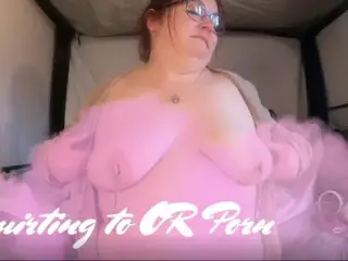 Sexy BBW Squirting to VR Porn, Non VR - PREVIEW