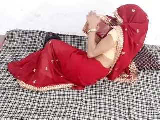 Meri biwi ki chudayi video hot sexy Indian wife hard fucking with husband meri wife ki mast chudayi Kiya Puri raat