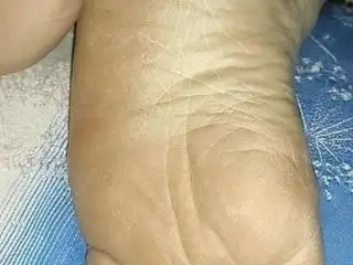 Granny feet