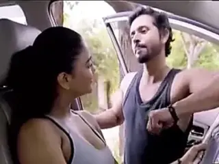 indian hot cousin sister bigboobs and nipple show