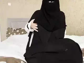 Porn with Arab stepmom