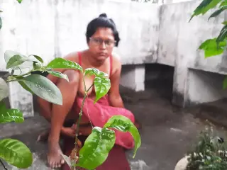 Desi Bengali Boudi in Saree Fucked at Outdoor