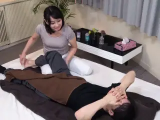 Surprisingly Fuckable! Ladies at the Relaxation Salon 2