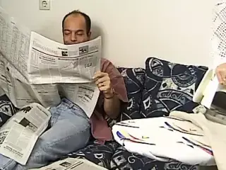 Meine Frau vom Buegeln abgehalten