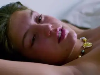 Adele Exarchopoulos, Gemma Arterton - Orpheline (2016)