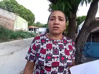 They bring me my pet from the vet and at home I thank the girl with a good fuck