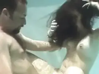 Underwater Sex-Kacey