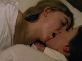 Celebrity Kate Winslet in Lesbian Sex Scene in Ammonite