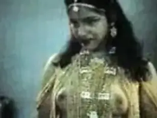 Mallu Reshma, boobs and pussy scene rare video