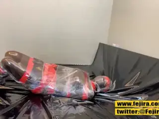 Fejira com Zentai self bondage masturbation