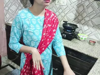 bhabhi ne devar ke saath kiye maze kitchen main jab hasband duty pe the in hindi voice