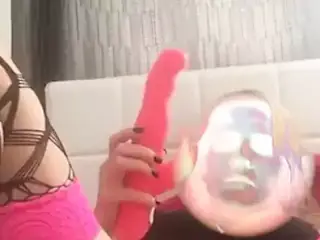 Blonde Brit amateur masturbates