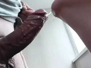 Slut Masturbates and gives a fuck to her mouth to a stranger