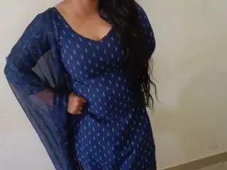 Desi lover likes to take my cock in her holes and enjoys getting fucked with my lovley dick,