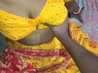 Friend ka biwi ko Apne bedroom mein bulakar Kiya chudai