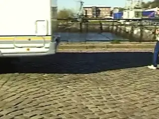 Schon praktisch so ein Wohnmobil, schneller Fick am Hafen