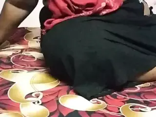 Tamil dirty talk and explain sex experience. Big aunty come again