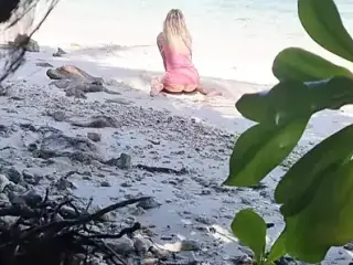 Sex On The Beach - Amateur Nudist Voyeur